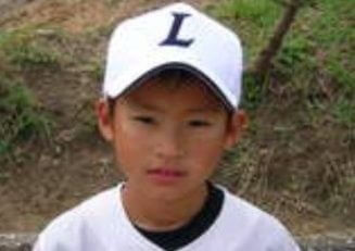 岡田健史は小学生から野球一筋